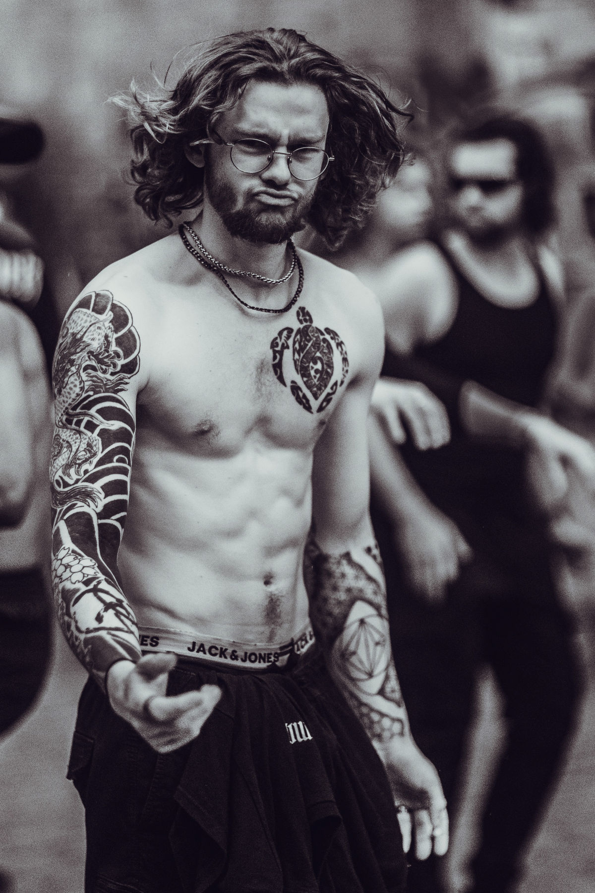 Loading... just a sec